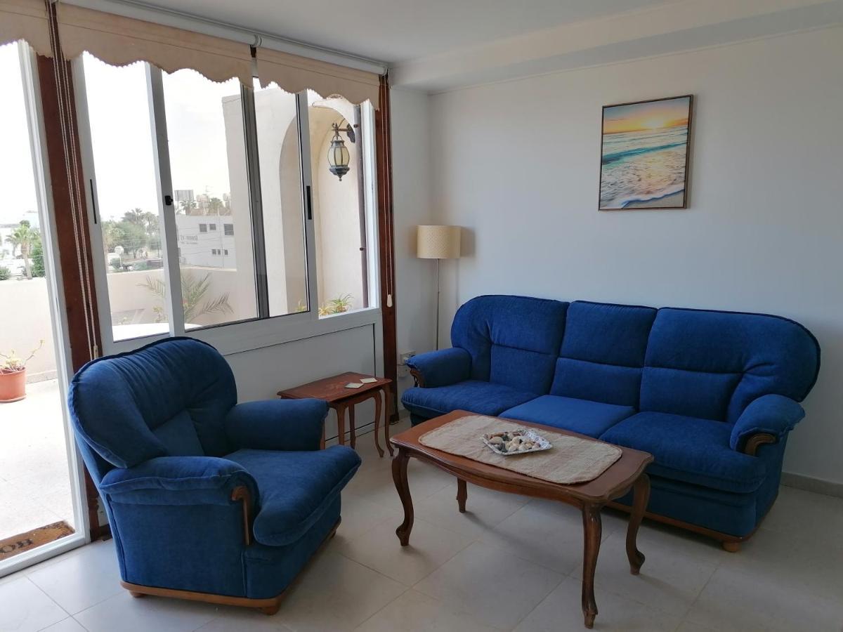 Ria Beach Sea View Apartment Pyla Bagian luar foto